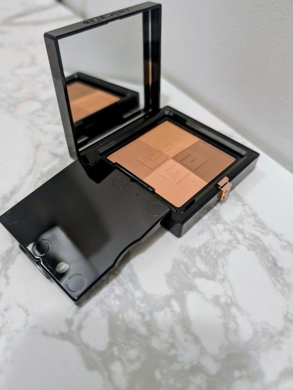 Givenchy Prisme Libre 4-Color Blurring & Sculpting Bronzer 002- Popeline Bronzée